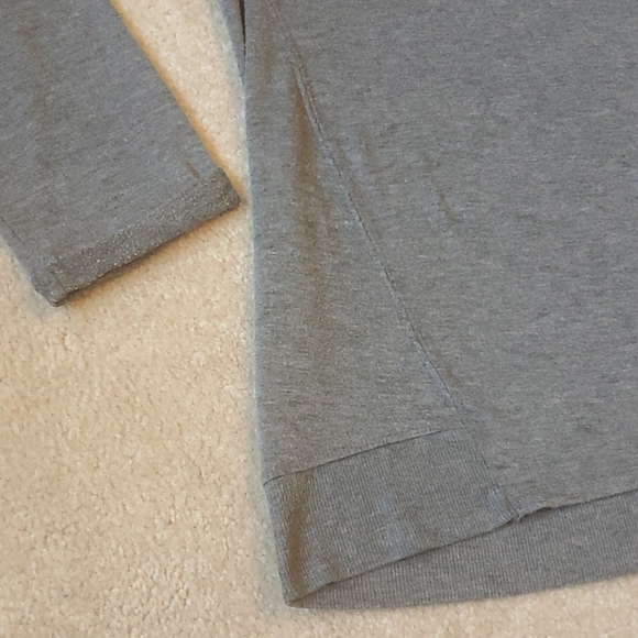 Secret Treasures grey sweatshirt size XL - Picture 5 of 9